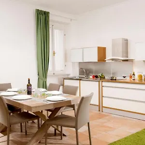 Myapartsuite Colosseo , Roma Italia